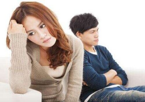 离婚男方给女方钻戒是不是能要回来